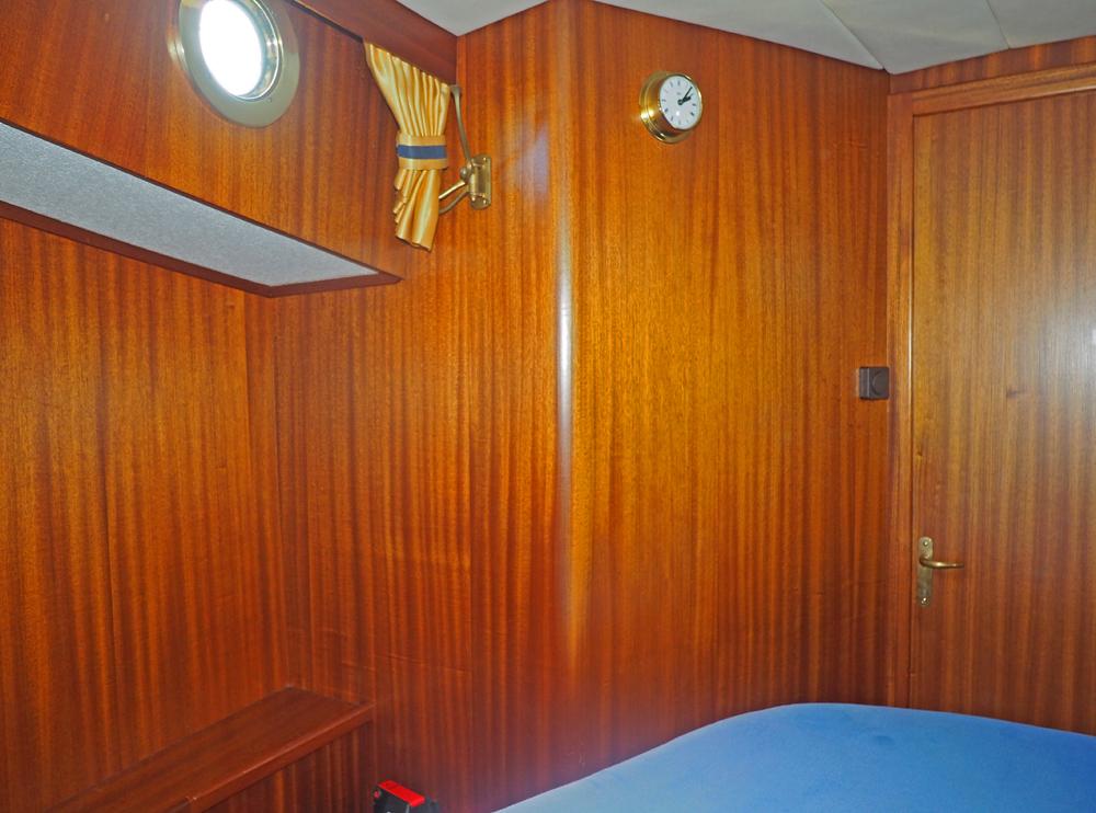 Cabin en avant, H&eacute;bergements